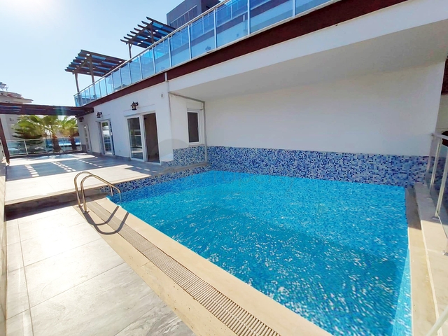 Вилла с собственным бассейном в Джикджилли