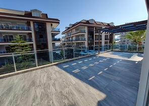 Вилла с собственным бассейном в Джикджилли