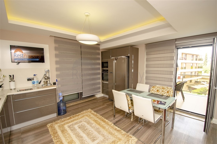 Квартира 3+1 в комплексе премиум класса в Унжалы Коньяалты 