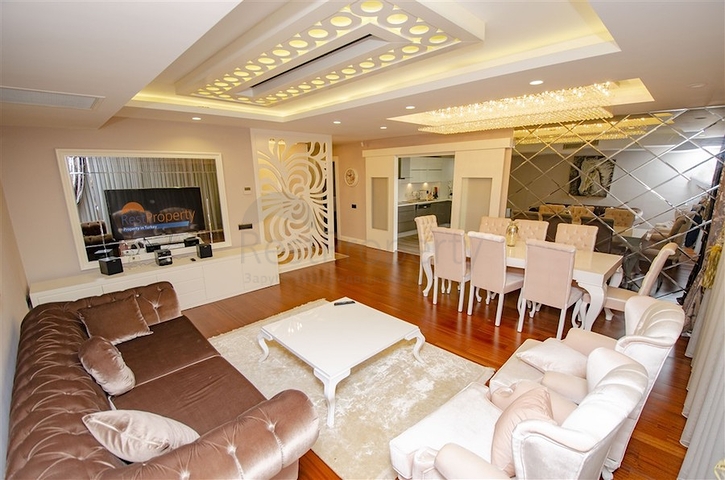 Квартира 3+1 в комплексе премиум класса в Унжалы Коньяалты 