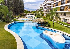 Квартира 3+1 в комплексе премиум класса в Унжалы Коньяалты 