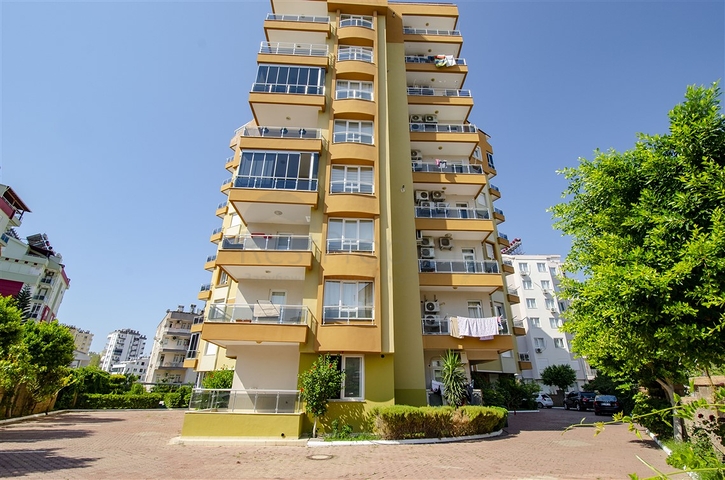 Двухкомнатная квартира с отдельной кухней в Арапсую Коньяалты 