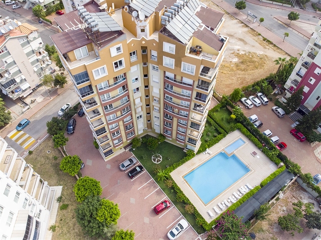 Двухкомнатная квартира с отдельной кухней в Арапсую Коньяалты 