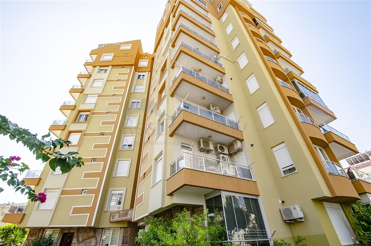 Двухкомнатная квартира с отдельной кухней в Арапсую Коньяалты 