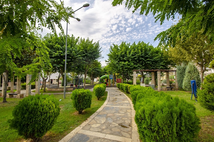 Двухкомнатная квартира с отдельной кухней в Арапсую Коньяалты 