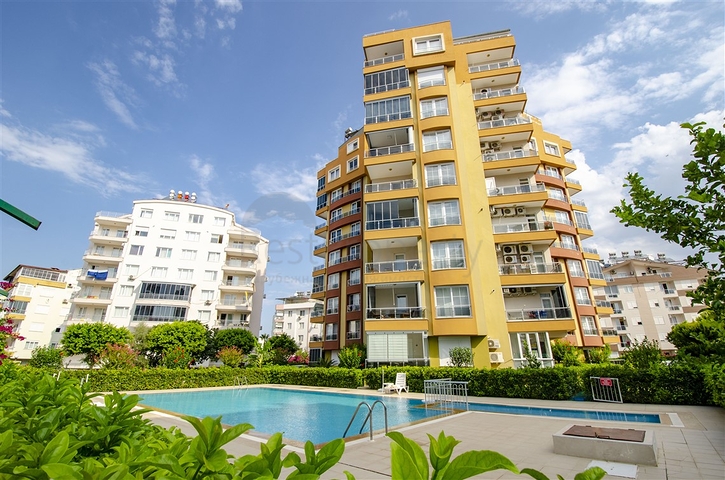 Двухкомнатная квартира с отдельной кухней в Арапсую Коньяалты 