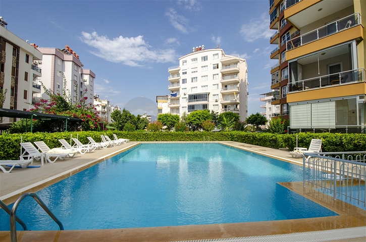 Двухкомнатная квартира с отдельной кухней в Арапсую Коньяалты 