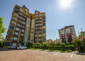 Двухкомнатная квартира с отдельной кухней в Арапсую Коньяалты 