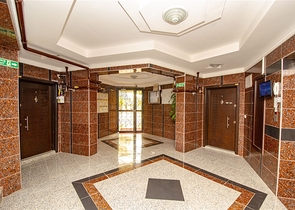 Двухкомнатная квартира с отдельной кухней в Арапсую Коньяалты 