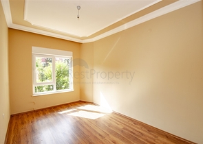 Двухкомнатная квартира с отдельной кухней в Арапсую Коньяалты 