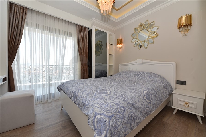 Меблированная трёхкомнатная квартира в элитном комплексе