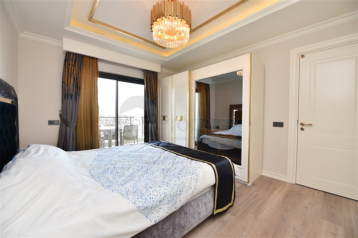 Меблированная трёхкомнатная квартира в элитном комплексе