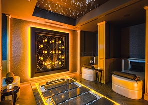 Меблированная трёхкомнатная квартира в элитном комплексе