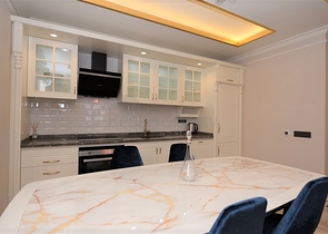 Меблированная трёхкомнатная квартира в элитном комплексе