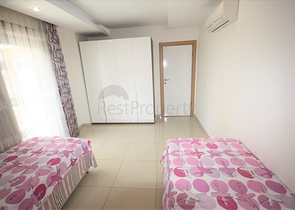 Трёхкомнатная квартира в комплексе люкс класса