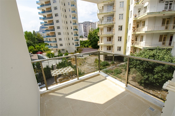 Квартира 2+1 в новом комплексе рядом с Боачай каналом в Лимане