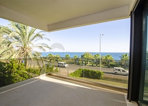 Элитный проект на первой береговой линии в районе Лара Анталья