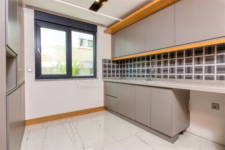 Квартиры 3+1 в Арапсую Коньяалты 500 м до моря