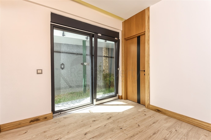 Квартиры 3+1 в Арапсую Коньяалты 500 м до моря