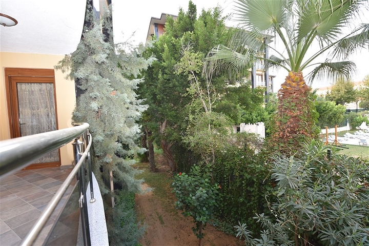 Квартира в комплексе на первой береговой линии в центре Алании