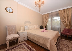 Квартира в комплексе на первой береговой линии в центре Алании