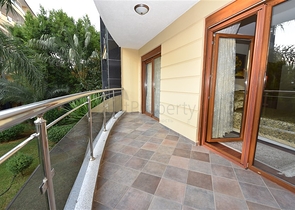 Квартира в комплексе на первой береговой линии в центре Алании