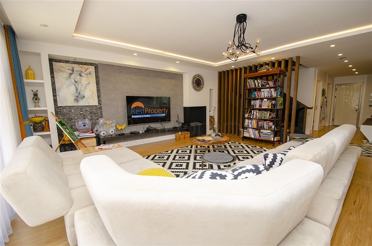 Вилла 6+1 с мебелью в районе Молла Юсуф Коньяалты 