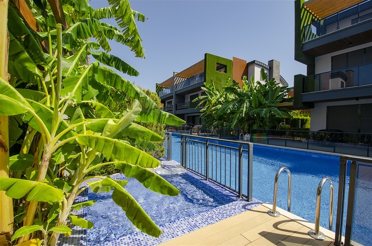 Вилла 6+1 с мебелью в районе Молла Юсуф Коньяалты 