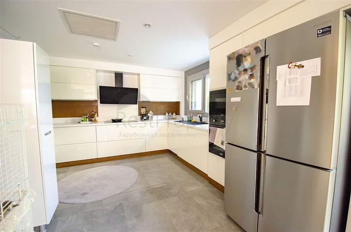 Вилла 6+1 с мебелью в районе Молла Юсуф Коньяалты 