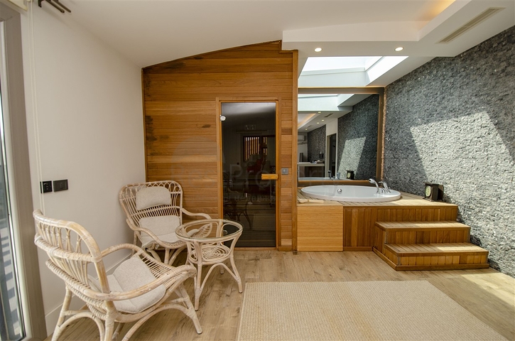 Вилла 6+1 с мебелью в районе Молла Юсуф Коньяалты 