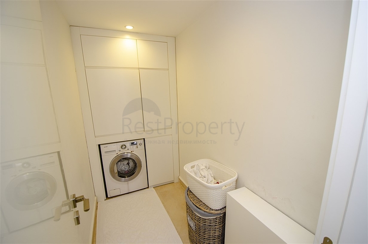 Вилла 6+1 с мебелью в районе Молла Юсуф Коньяалты 