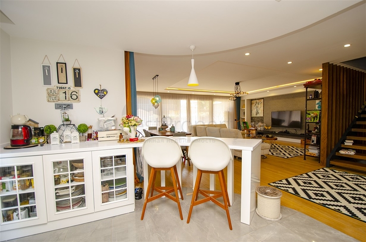 Вилла 6+1 с мебелью в районе Молла Юсуф Коньяалты 