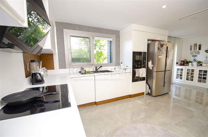 Вилла 6+1 с мебелью в районе Молла Юсуф Коньяалты 