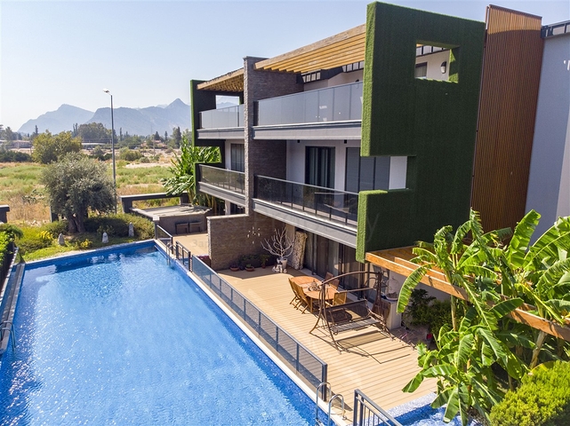 Вилла 6+1 с мебелью в районе Молла Юсуф Коньяалты 