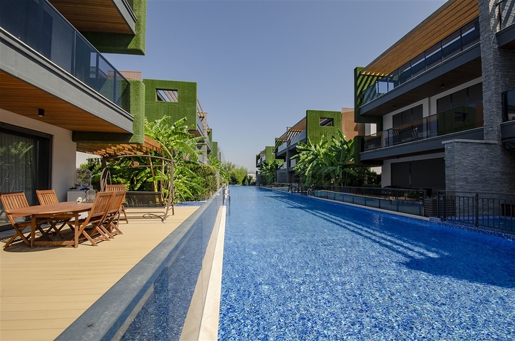 Вилла 6+1 с мебелью в районе Молла Юсуф Коньяалты 