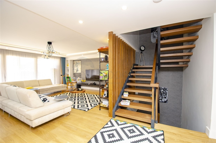 Вилла 6+1 с мебелью в районе Молла Юсуф Коньяалты 