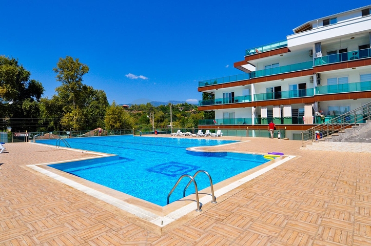 Меблированная двухкомнатная квартира в Кестеле