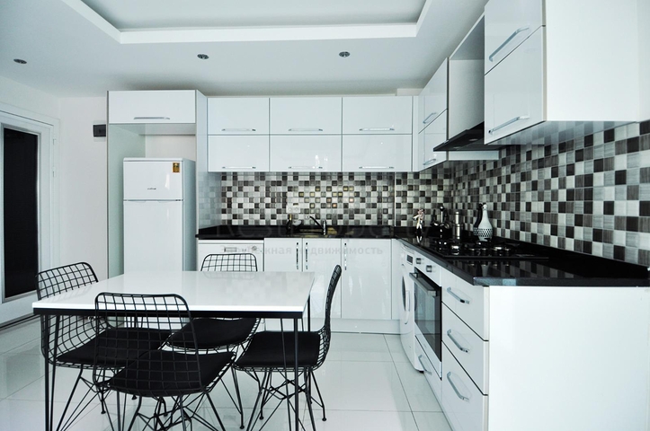 Меблированная двухкомнатная квартира в Кестеле