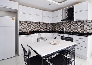 Меблированная двухкомнатная квартира в Кестеле