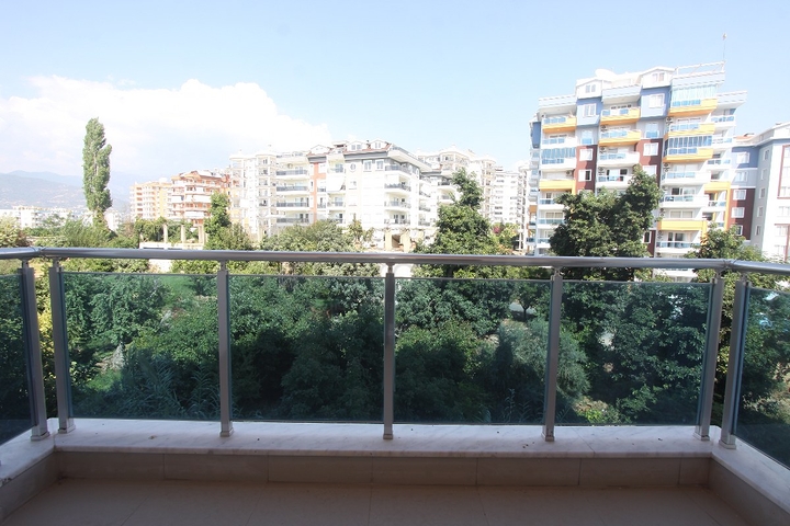 Меблированная двухкомнатная квартира в Тосмуре