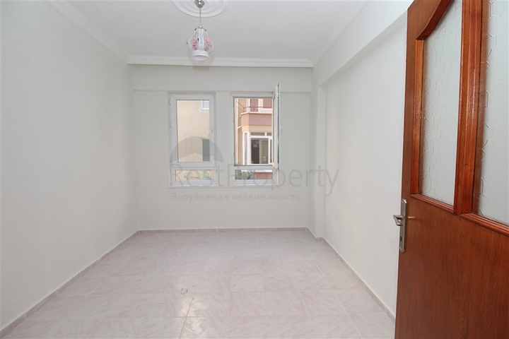 Квартира по низкой цене в комплексе с зеленым садом