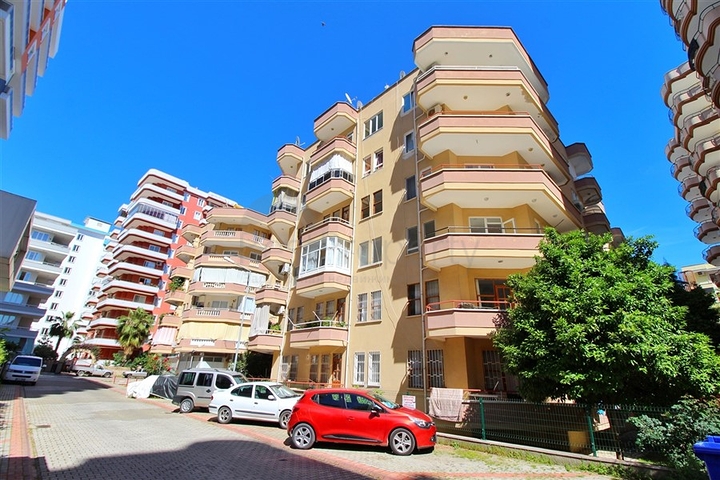 Квартира по низкой цене в комплексе с зеленым садом