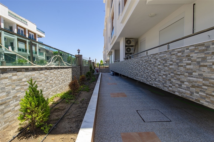 Квартира 2+1 с мебелью в районе Коньяалты Анталья