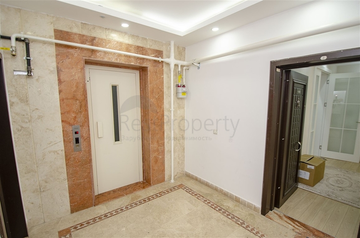 Квартира 2+1 в 150 м от пляжей Коньяалты в Анталии