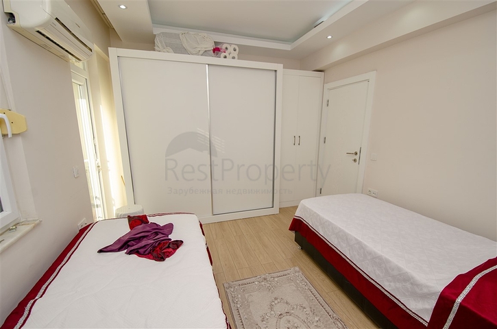 Квартира 2+1 в 150 м от пляжей Коньяалты в Анталии