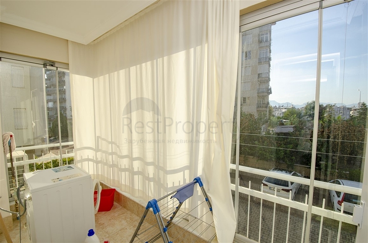 Квартира 2+1 в 150 м от пляжей Коньяалты в Анталии