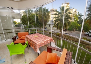 Квартира 2+1 в 150 м от пляжей Коньяалты в Анталии