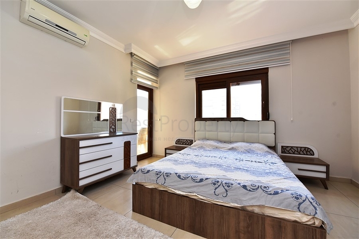 Просторная квартира в центре района Махмутлар