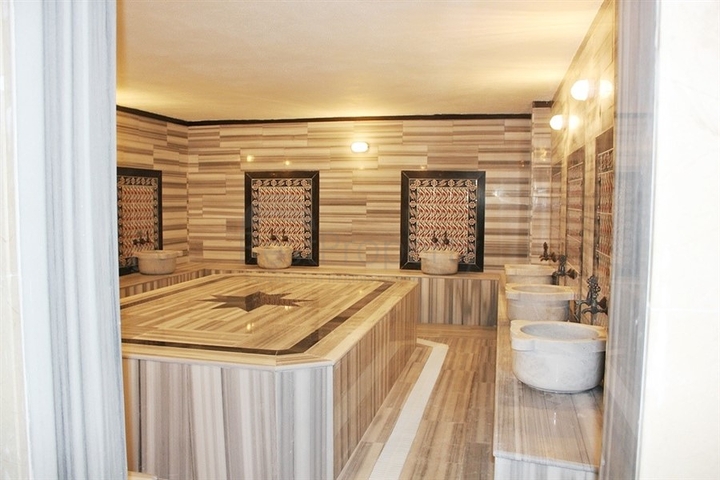 Просторная квартира в центре района Махмутлар