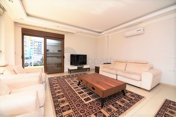 Просторная квартира в центре района Махмутлар